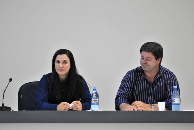 Rosani participa de sessão na Câmara de Vilhena e promete dialogar com vereadores 