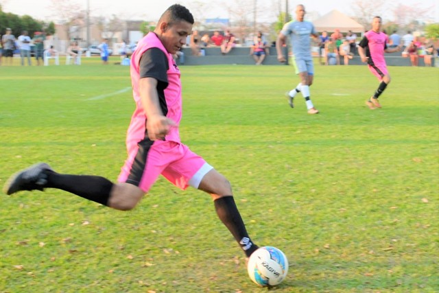  Aciv e Mecânica do Valdo/ATFC duelam pela liderança do Grupo D do Veterano 