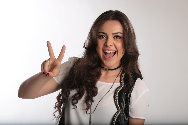 Assista: descoberta por diácono, cantora de Rondônia arrasa no programa The Voice Brasil