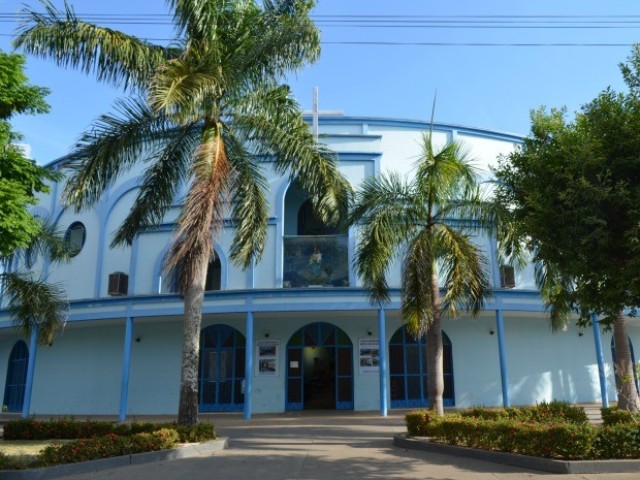 Padre diz que terrenos para igreja foram anunciados por prefeito como “doação pessoal”