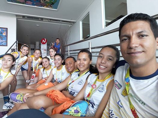 Equipe feminina do Maria Arlete disputa o bronze dos Jogos Escolares da Juventude