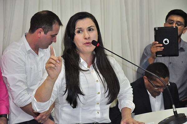 Rosani cogita auditoria na gestão Rover, mas ignora administrações de Melki e Marlon