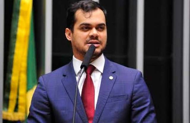 Deputado Expedito Netto garante liberação de R$ 300 para hospital de Cerejeiras