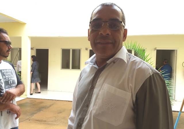 Assessor garante: vereadora só precisa de ordem médica para resolver impasse na Câmara