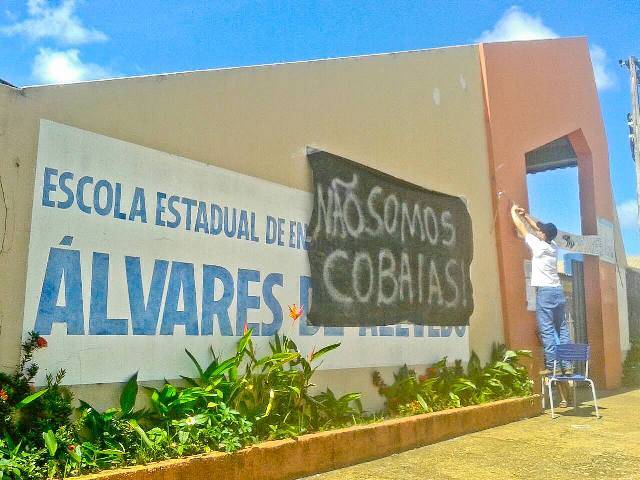 Estudantes realizam manifestação contra “integralização” de escola estadual em Vilhena
