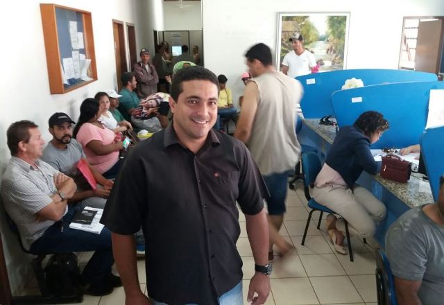 Prefeita diz que Portal da Transparência está ativo, mas nomes de portariados não aparecem
