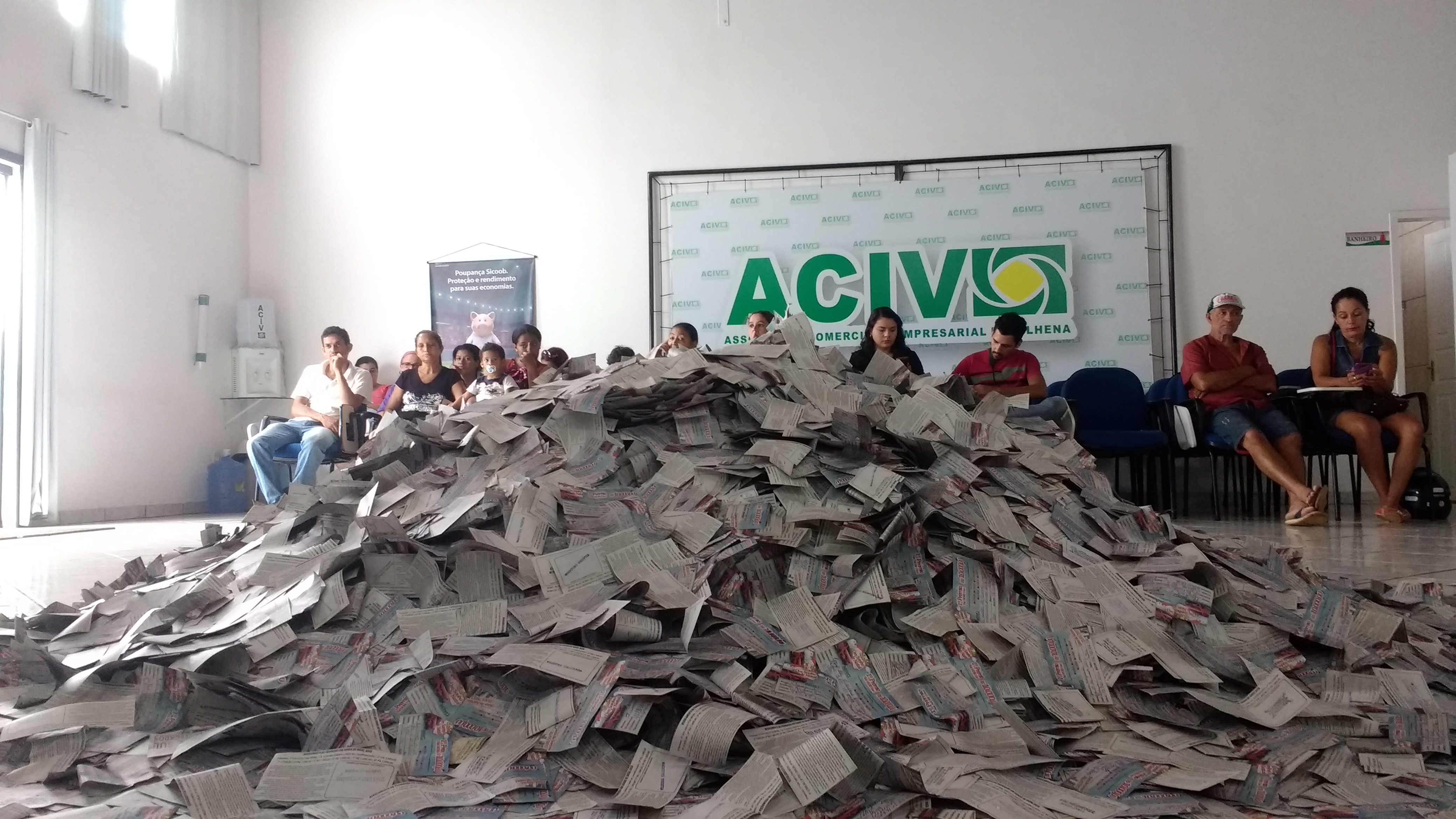 Em Vilhena, Associação Comercial sorteia carro zero e vários prêmios; conheça os ganhadores