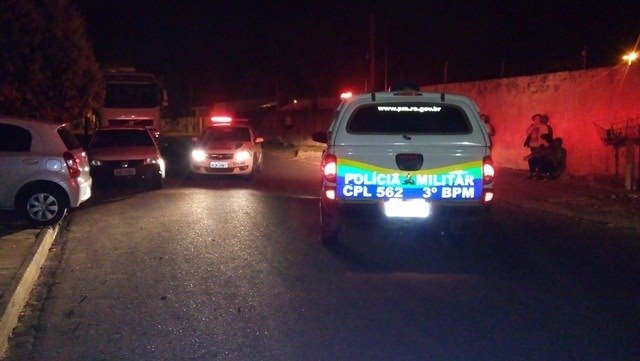 Durante roubo em Vilhena, ladrões amarram mulher e filhos e ameaçam matar os três