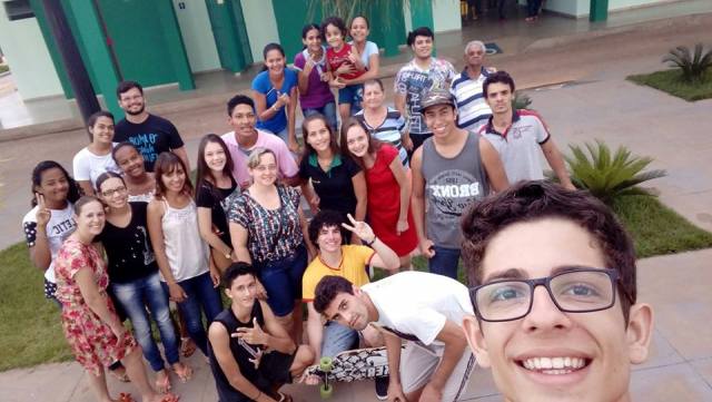 Evangélicos se despedem de jovem de Cerejeiras que trocou faculdade por seminário