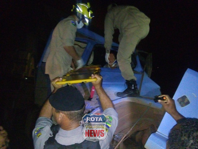 Viajando com esposa, caminhoneiro de Ariquemes morre em Vilhena após choque entre carretas