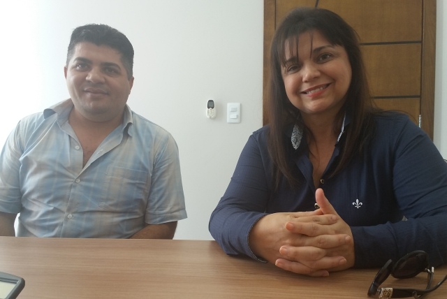 Secretária de educação de Vilhena e diretor de escola rebatem denúncias de pais de alunos