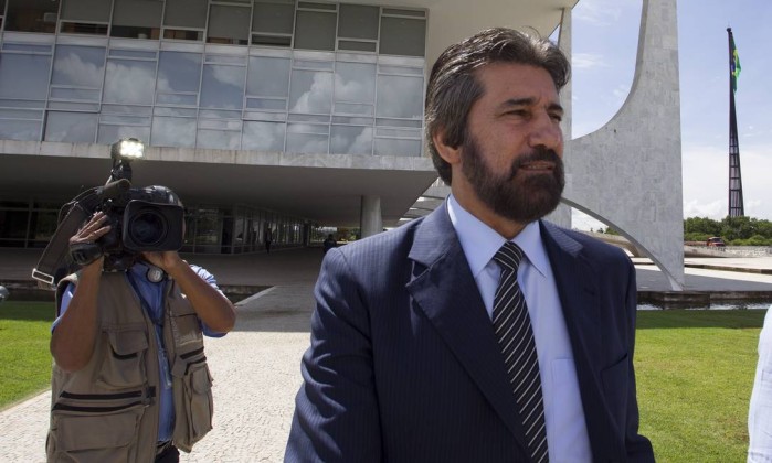 Procuradora não alivia e diz que doação legal não livra cara de senador na Lava jato