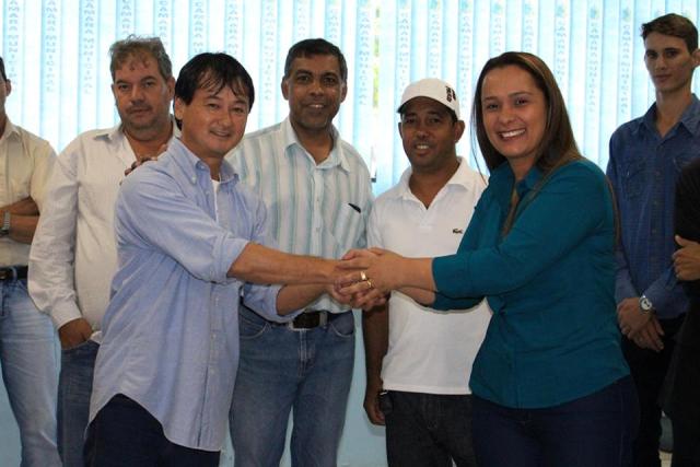 Deputada Rosangela Donadon é nomeada "Madrinha das Agroindústrias" de Colorado do Oeste