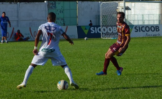 VEC bate o Genus no Aluízio Ferreira e assume a liderança do returno do Estadual