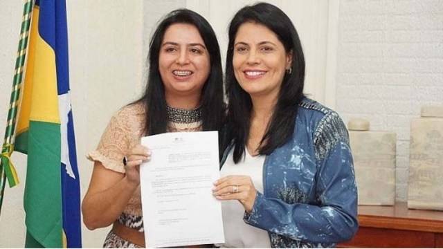 Prefeita de Cacoal esculacha antecessor, nomeia irmã no SAAE e garante: “Ela não vai roubar”