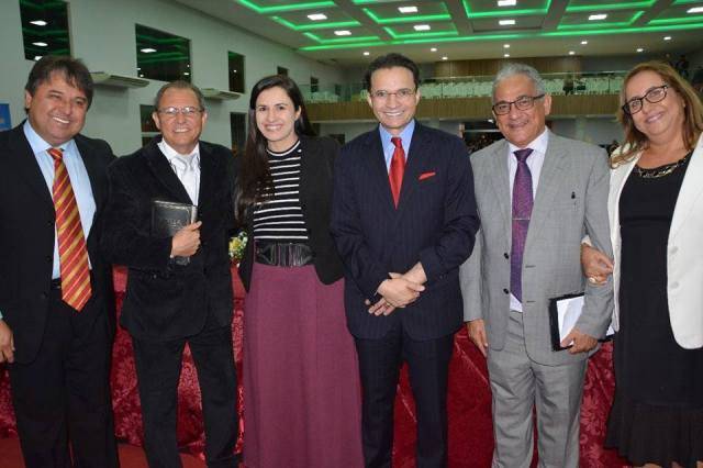 É treta: internauta faz críticas em postagem e prefeita de Vilhena reage no Facebook