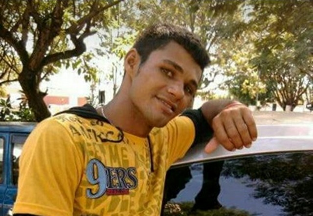 Tentando tirar bois de rodovia, vaqueiro de Chupinguaia é atropelado por picape e morre em Cacoal