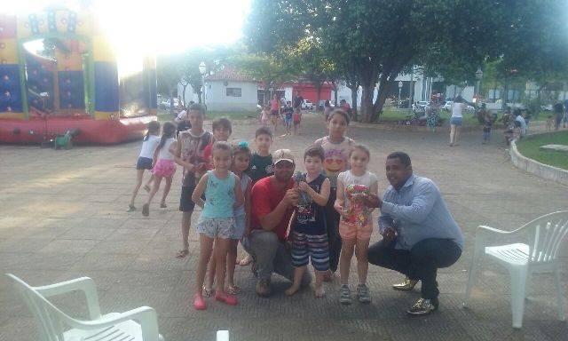 Grupo desenvolve projeto para afastar crianças e adolescentes das drogas