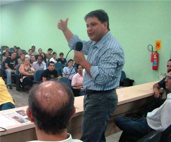 MELKI MANTÉM AGENDA DE PRÉ-CANDIDATO E PROMETE IMPLANTAR UNIVERSIDADE ESTADUAL