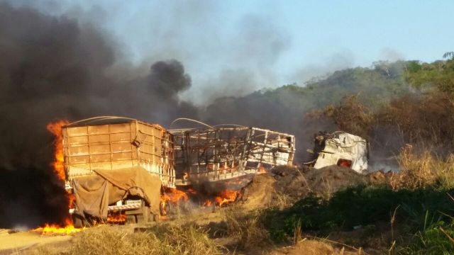 Mãe e filha de 06 anos sobrevivem a acidente que deixou 3 carbonizados e são atendidas em Vilhena