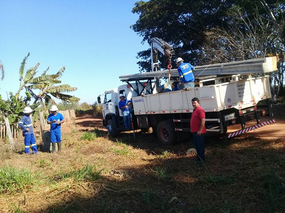 Com ajuda de vereador e deputado, moradores conseguem luz elétrica em vilarejo do Cone Sul
