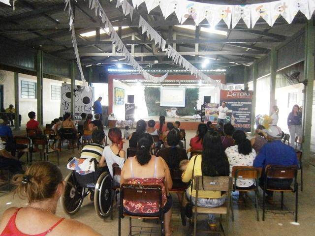 Com projeto inovador, vereadores de Cerejeiras vão até o povo levando diversão, saúde e informações
