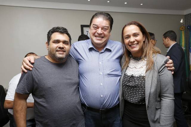 Deputada e secretário pedem liberação de emendas para compra de medicamentos em Vilhena