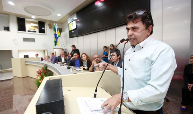 Em audiência na ALE, representante do Sintero diz que militarização de escolas em RO é “maquiagem”