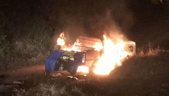 Tambaqui assado: carro carregado com 300 kg de peixes pega fogo na área rural de Vilhena