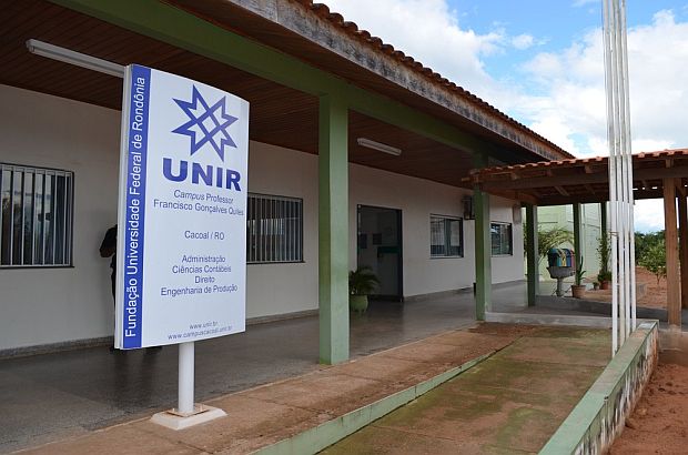 MPF de Vilhena recomenda que universidade substitua “índia falsa”; instituição não acata