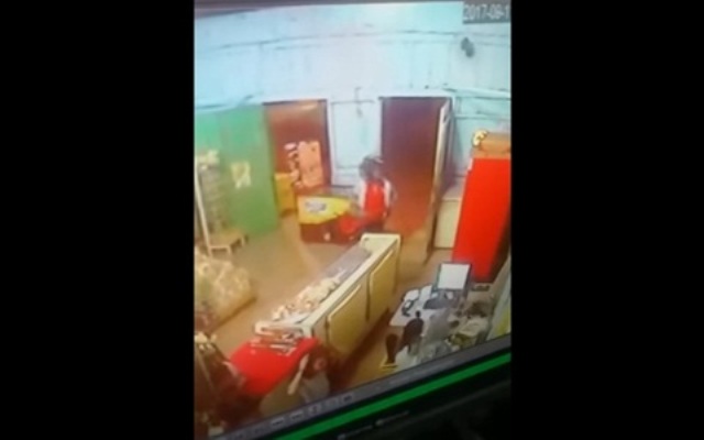 Assista vídeo: em cidade de Rondônia, empresário reage a assalto e leva tiro no pescoço