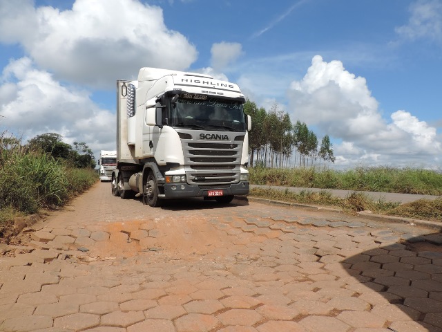 Empresário vilhenense grava vídeo mostrando caos em posto fiscal da divisa Rondônia/Mato Grosso