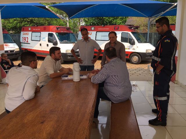 Vereadores e secretário visitam SAMU em Ariquemes e tentam trazer serviço para Vilhena