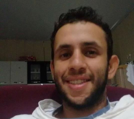 Jovem de Cerejeiras morre após bater de moto em caminhão; peritos de Vilhena se deslocam