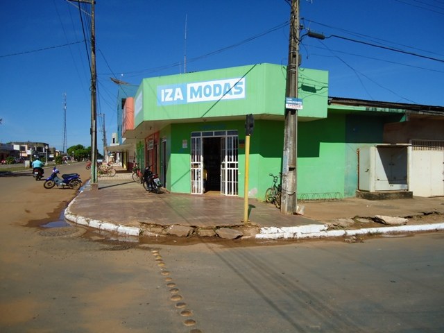 DENÚNCIAS ANÔNIMAS LEVAM ARROMBADORES DE LOJA PARA A CADEIA