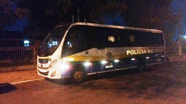 Polícia prende 14 invasores em fazenda de vilhenense; local é palco de conflitos freqüentes