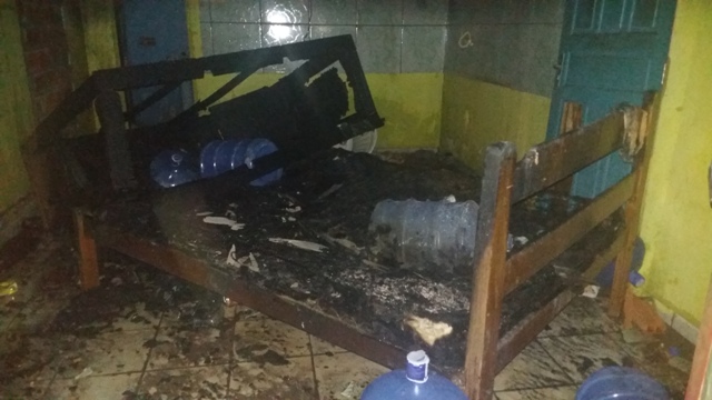 Dependente químico provoca incêndio, mobilizando policiais e Bombeiros em Vilhena