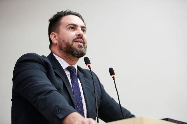Deputado vai entregar Voto de Louvor a profissionais de Educação Física e atletas que participaram do 1º JOER