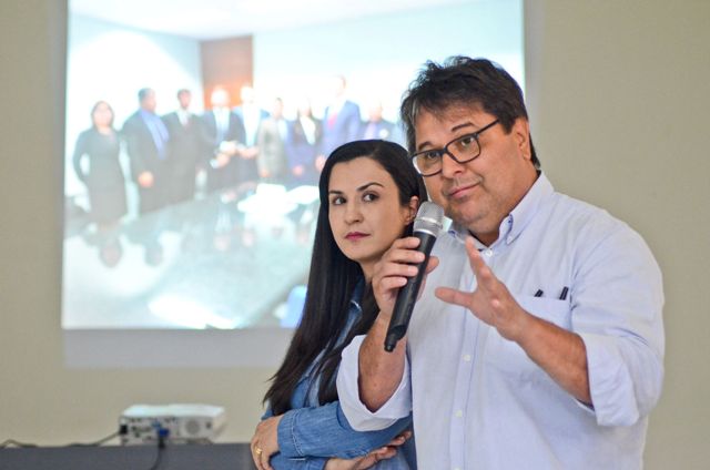 Vilhena: prefeita e marido fazem biometria, mas são impedidos de retirar título eleitoral