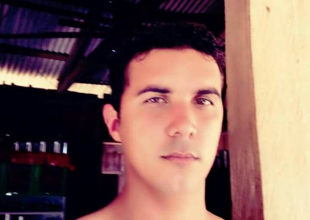 Neto de pioneiro, rapaz de 25 anos morre voltando de moto para casa, na Linha 9, em Cabixi
