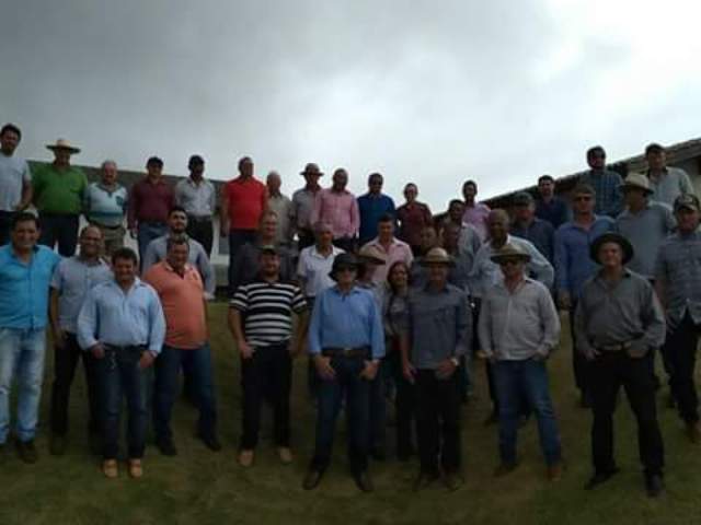 Produtores rurais realizam caravana a Pimenteiras e pressionam governo a melhorar estradas