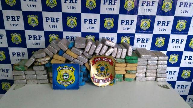 Durante ação conjunta, PRF e PF prendem dois e apreendem 100 kg de cocaína em Vilhena