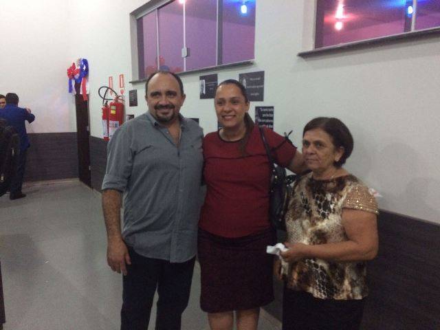 Deputada Rosangela Donadon prestigia festividade escolar e parabeniza empresário