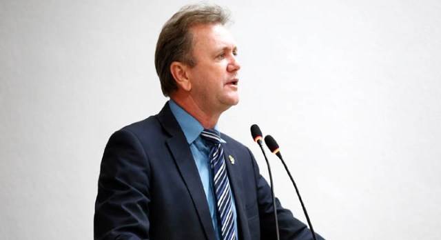 Deputado Luizinho Goebel anuncia emenda de meio milhão para atender município de Chupinguaia