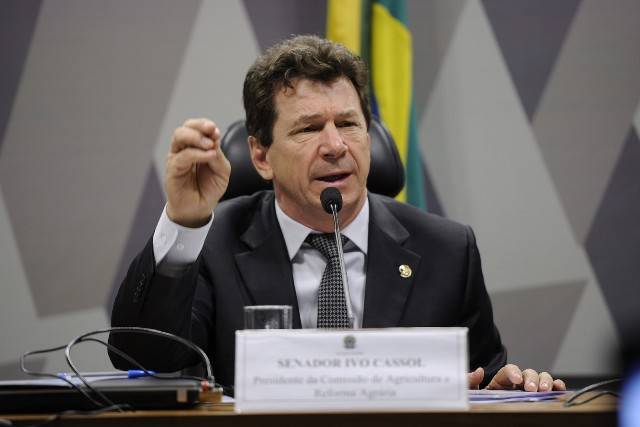 STF reduz pena do senador Ivo Cassol e substitui prisão por multa e prestação de serviços à comunidade