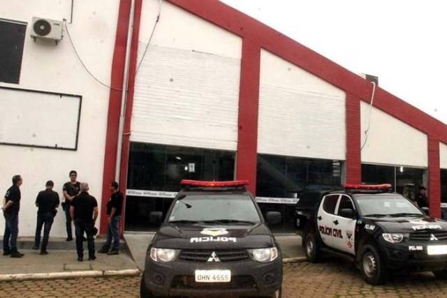 Em operação contra corrupção, Polícia Civil fecha prefeitura em RO; ex-prefeito sofre condução coercitiva