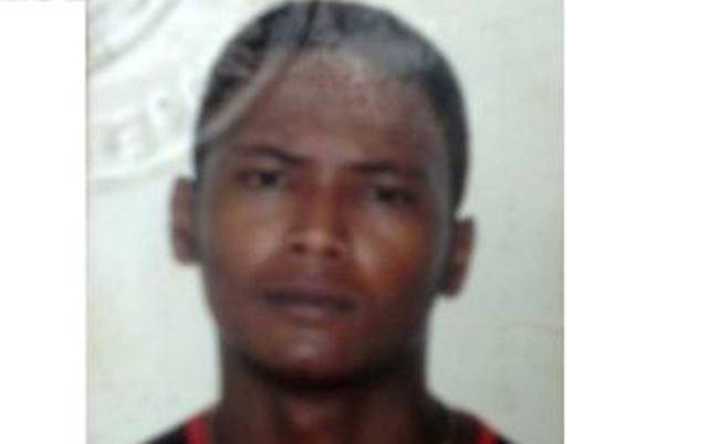 Vilhena: rapaz que matou adolescente com caco de garrafa por causa de um par de chinelos é indiciado 