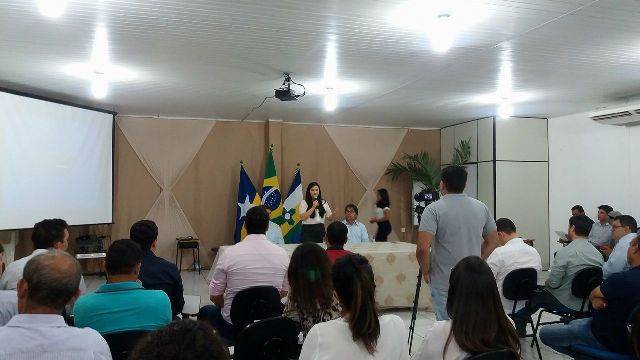 Com críticas ao casal Rover, Rosani Donadon apresenta balanço do primeiro ano de mandato em Vilhena