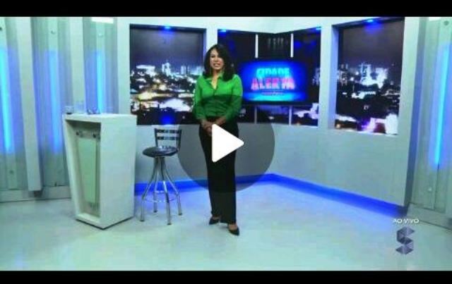 Assista: baseada em “fake news”, apresentadora de TV elogia vereadores de Cerejeiras e esculhamba os de Vilhena