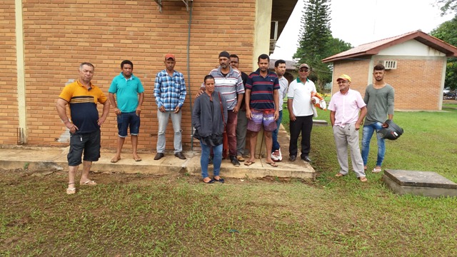 Empregados de construtora com salários atrasados continuam enfrentando humilhações em Vilhena
